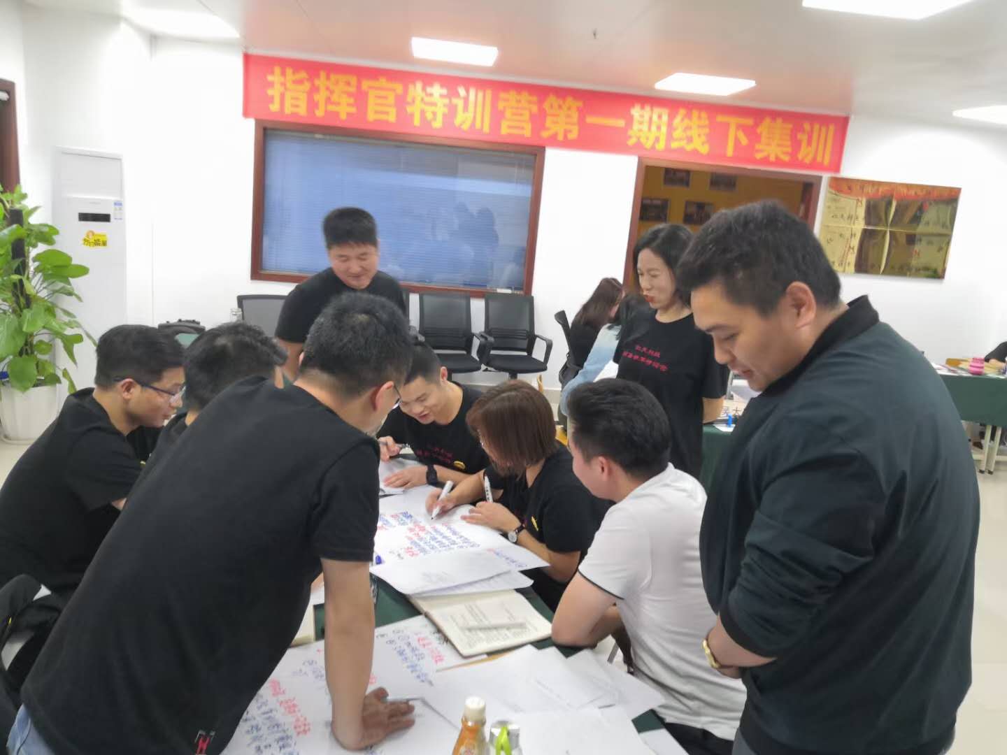 10月24-25日张芯译老师为深圳某知名科技公司讲授《需求挖掘与方案呈现》课程圆满结束！