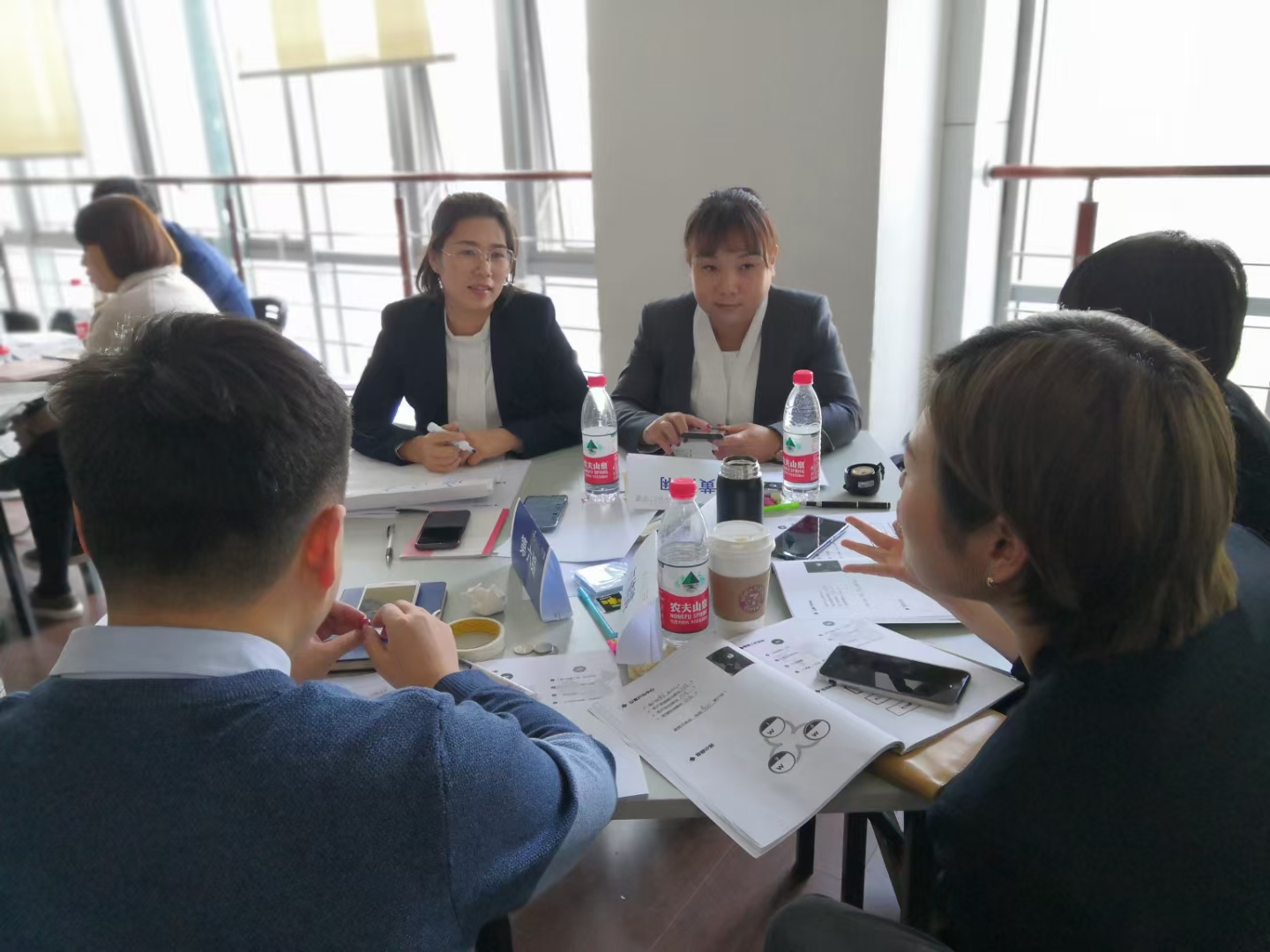 11月10日张芯译老师为国内某知名房地产品牌分公司讲授《销售心理学》课程圆满结束！