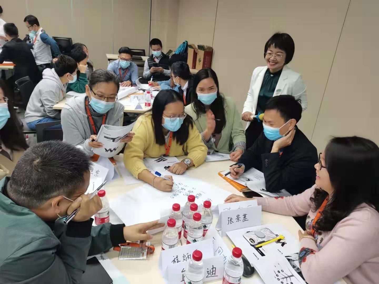 12月29日张芯译老师为深圳某知名制造企业讲授《大客户销售之商务谈判》课程圆满结束！