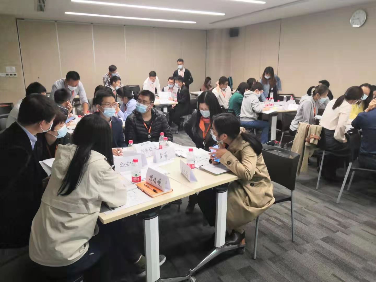 12月29日张芯译老师为深圳某知名制造企业讲授《大客户销售之商务谈判》课程圆满结束！