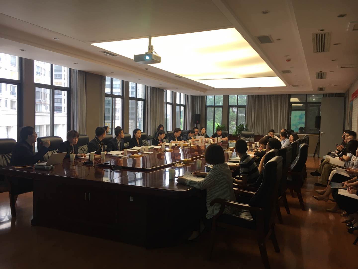 【张小明老师】6月16日在贵阳讲授《公司治理中股东董事监事运行规范》