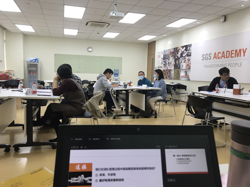 【青年干部成长导师-龙飞老师】10月22-23日在上海的制造业公开课讲授《 高效团队建设与管理》课程