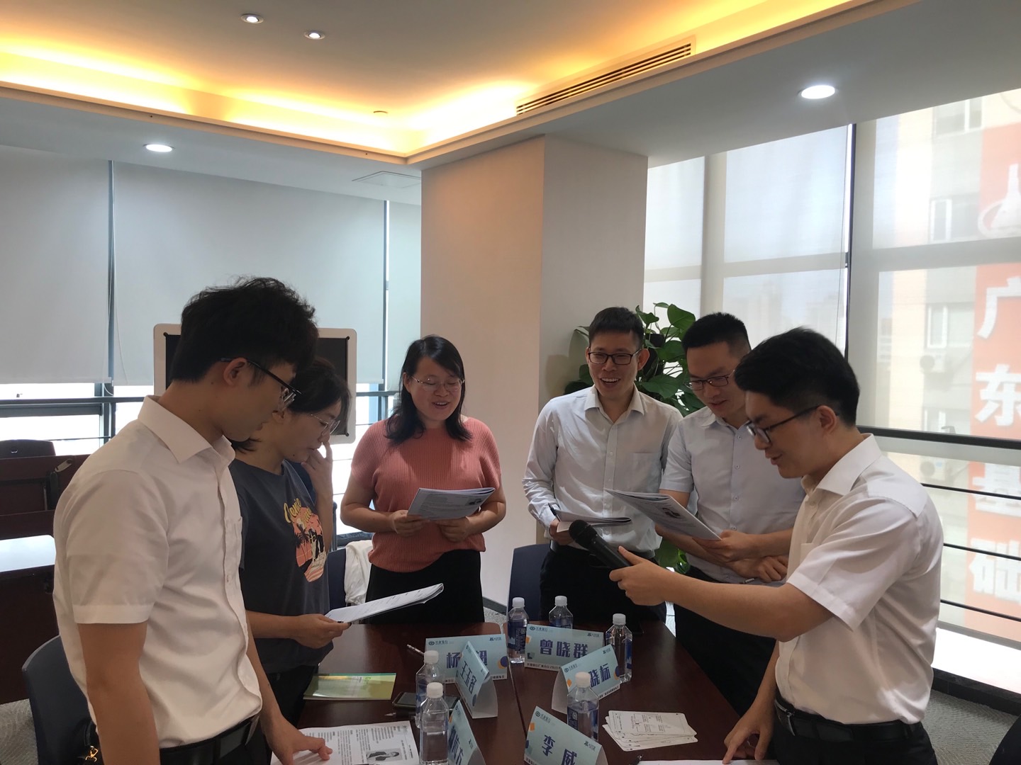 5月8日杨晓璐老师为广州某知名银行某分行讲授《经验萃取与案例开发》课程圆满结束！