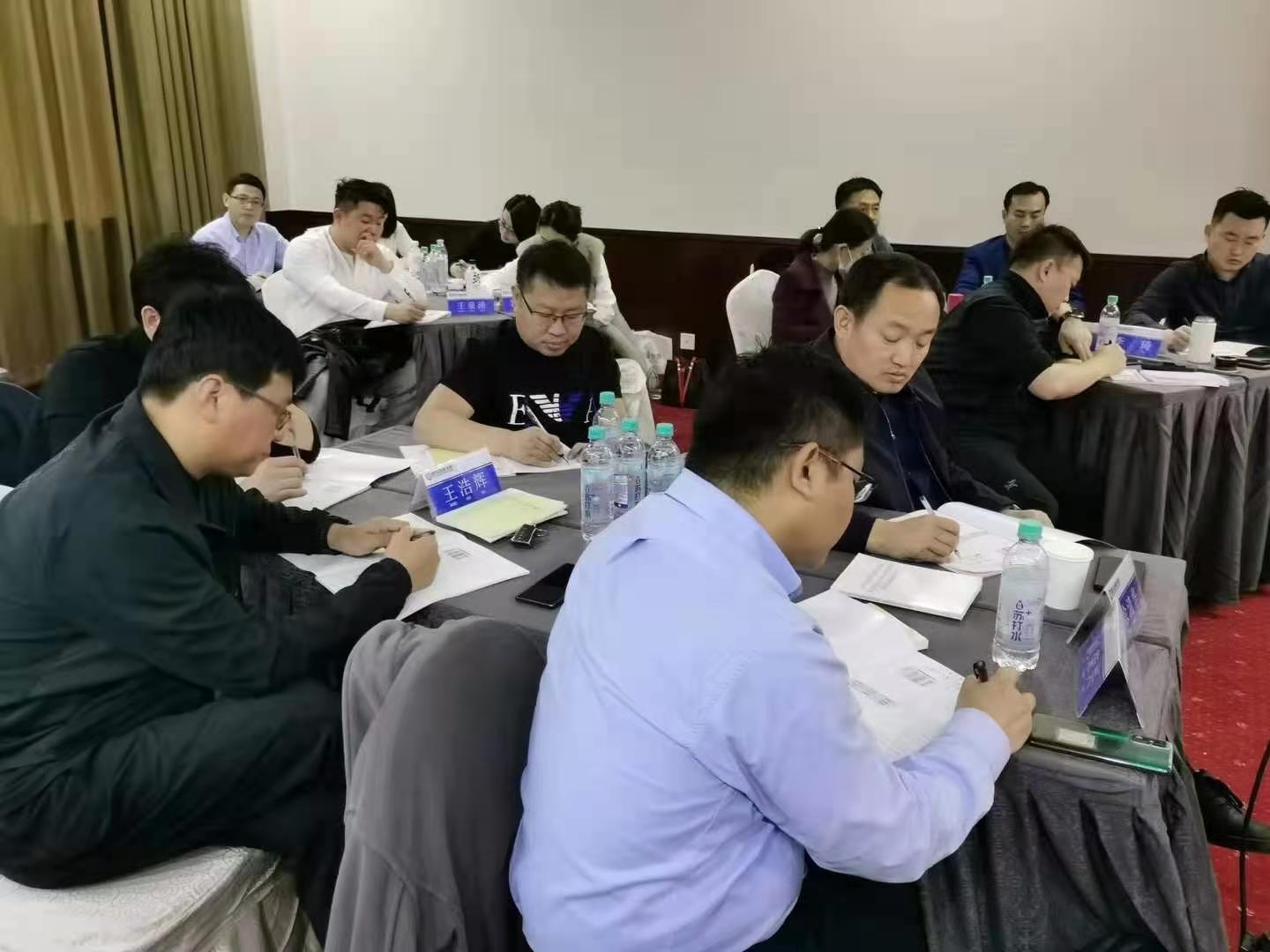 贺新杰老师4月17-18日给济南总裁班上《社交时代下新媒体引流》圆满结束