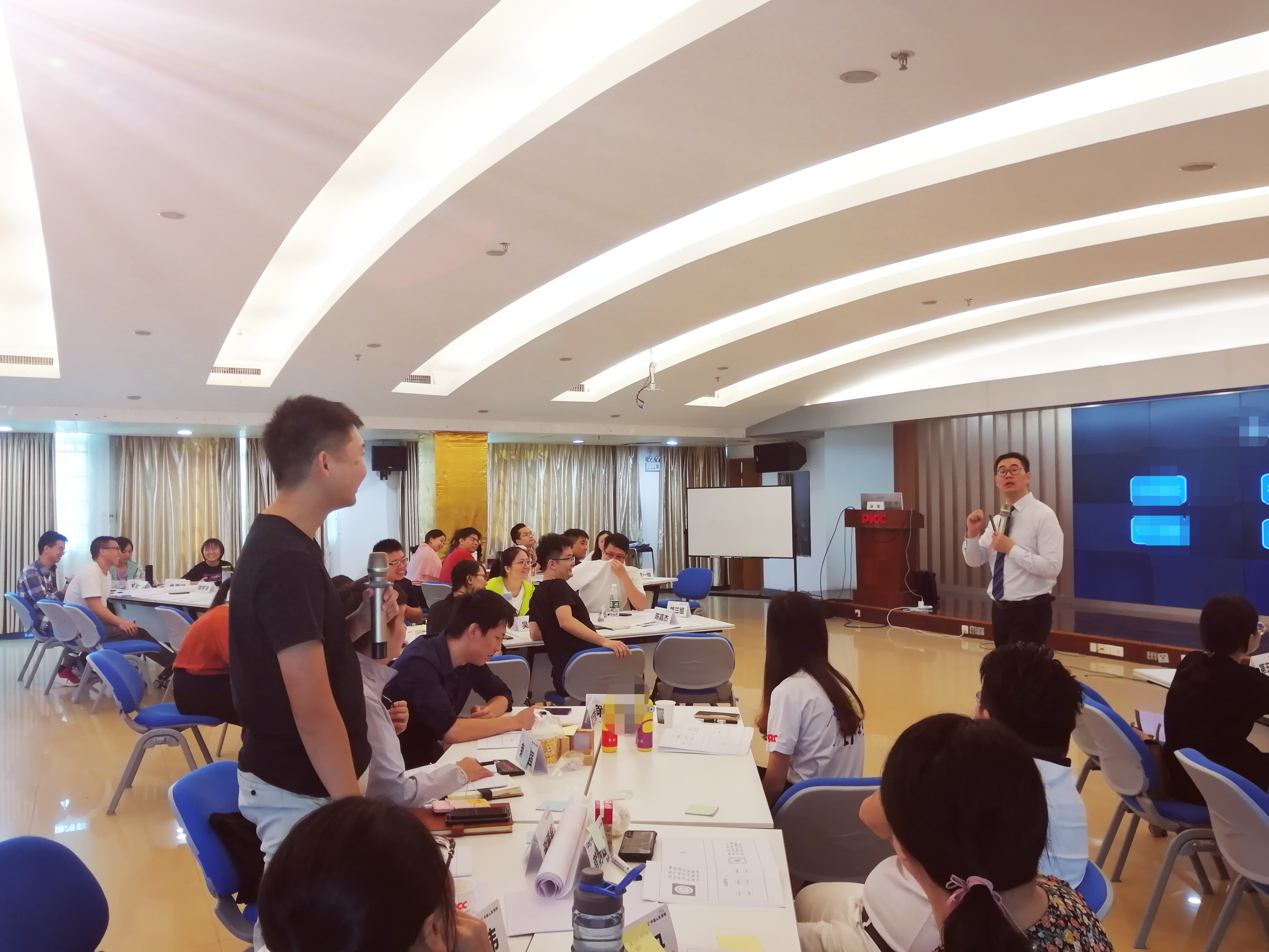 【吴军老师】10月17号给茂名某保险公司讲授的《营销演讲技能提升》圆满结束