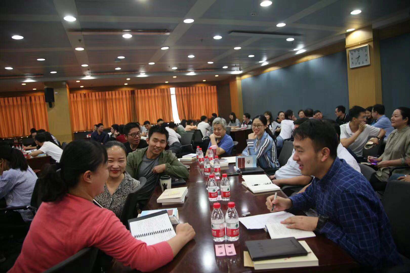 张秋民老师11月19号再次给巴士集团讲授《公文写作技巧》圆满结束