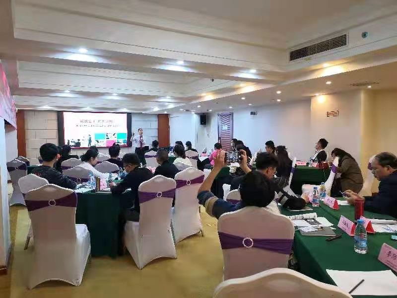 张秋民老师12月25-27号给医疗系统讲授《行政综合能力提升》公开课圆满结束