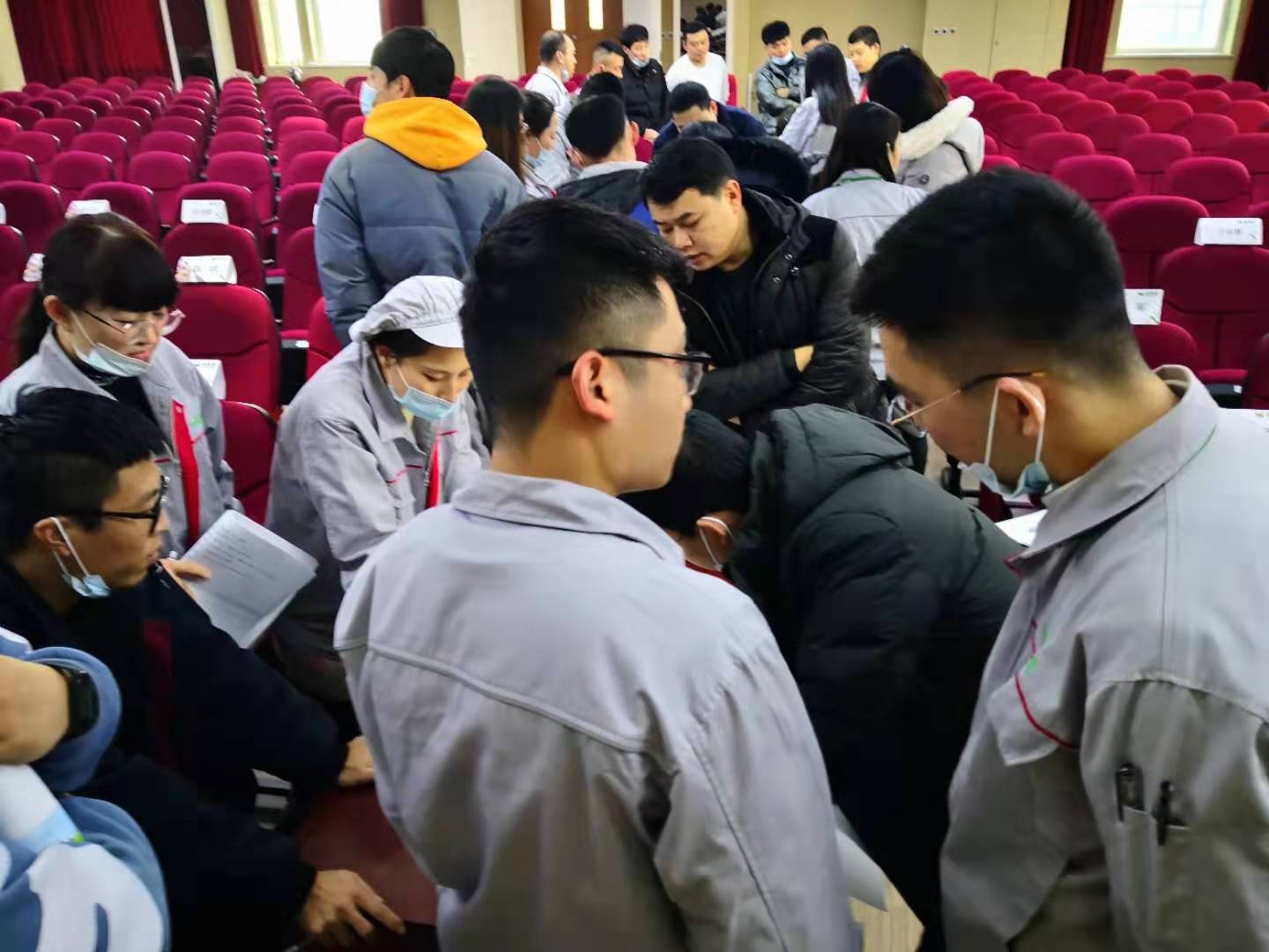 【周建华老师】12月20日受邀为烟台某电子设备公司讲授《跨部门高效沟通技巧》课程圆满结束