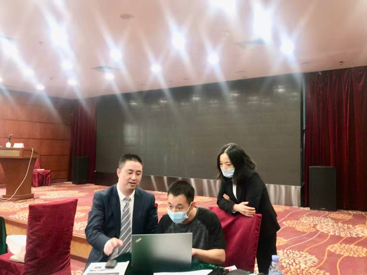 王小伟老师11月20日在深圳讲授的《轻松玩转Power BI 商业智能分析应用》的课程圆满结束！