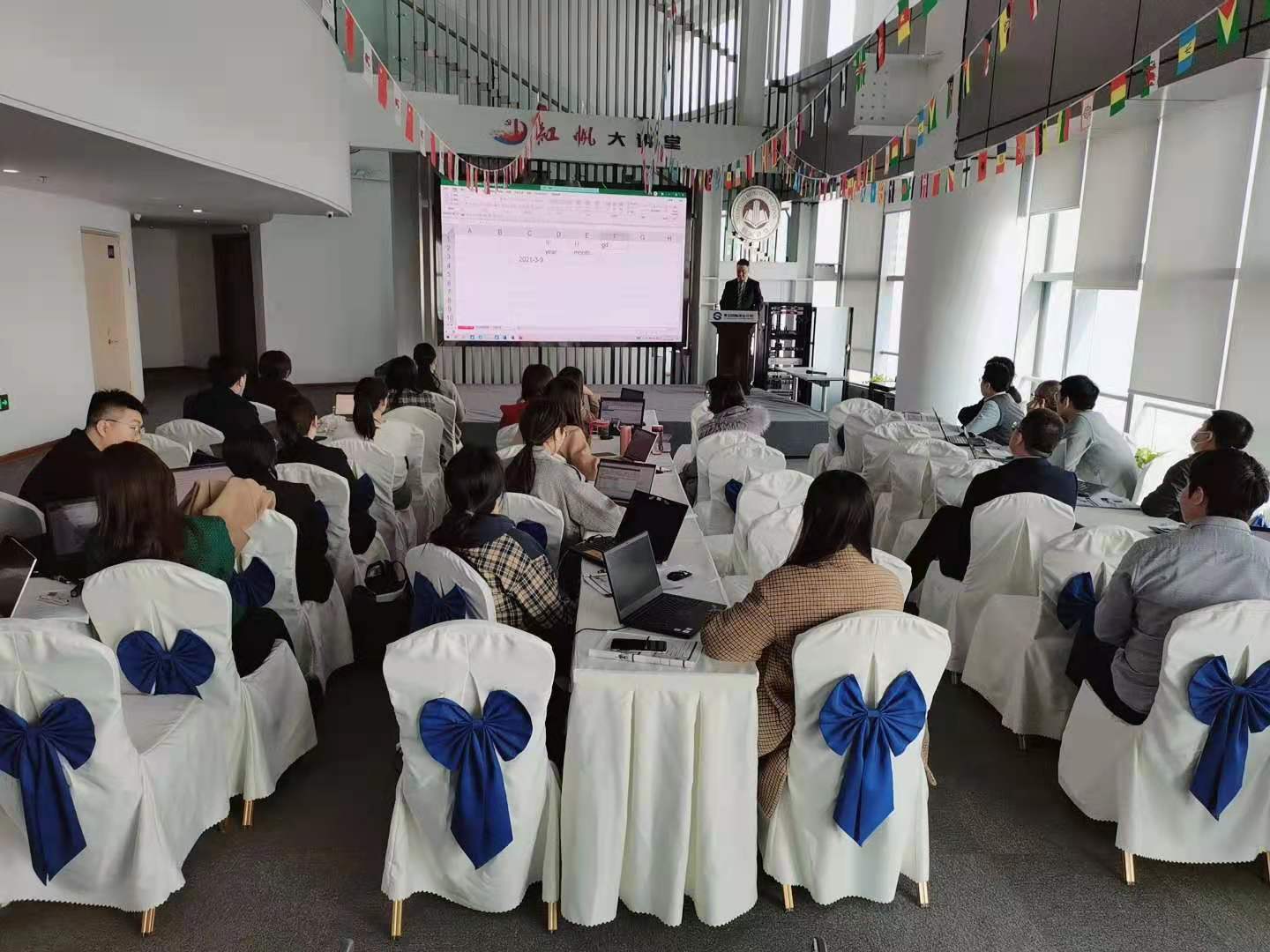 王小伟老师3月9-10日为山东海运讲授《Office高效办公职场应用技能》的课程圆满结束！