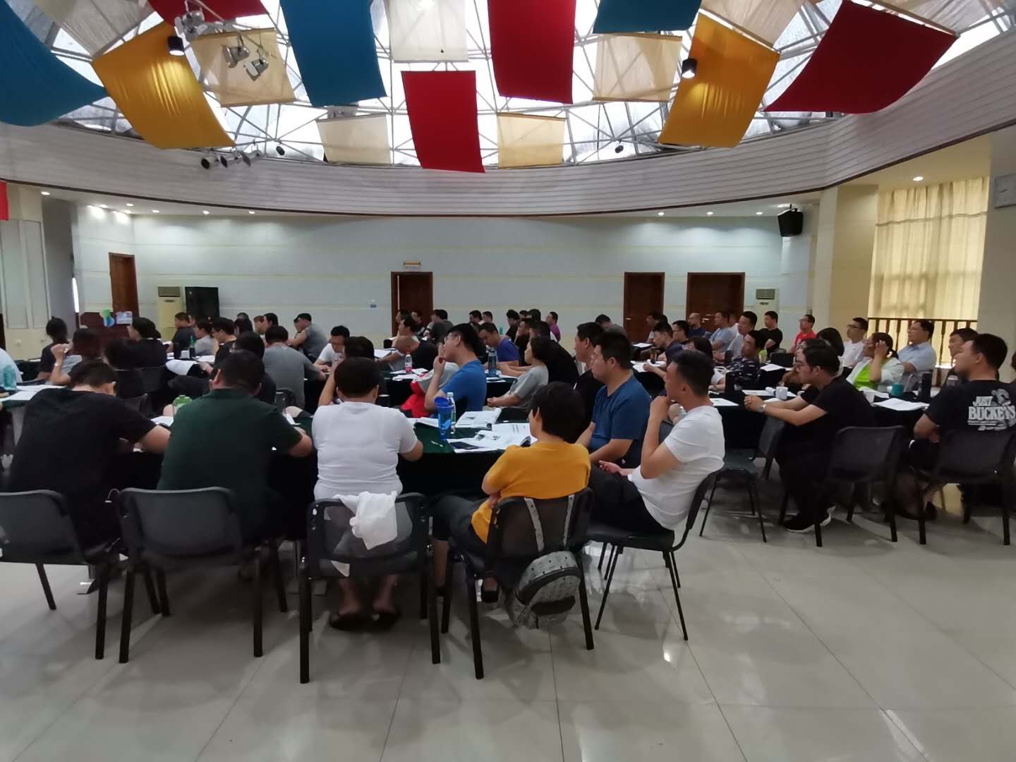 潘玉良老师2020年8月8日给山东某邮政储蓄银行培训《不良资产风险防控》课程圆满结束！