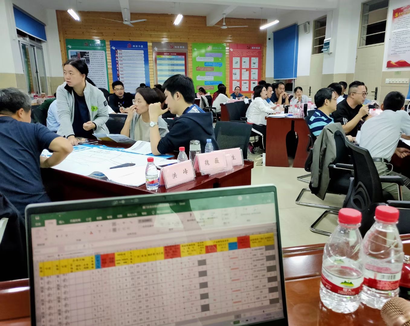 汪珈老师2020年10月16-17日厦门某金融管理学院《企业运营管理沙盘》课程圆满结束