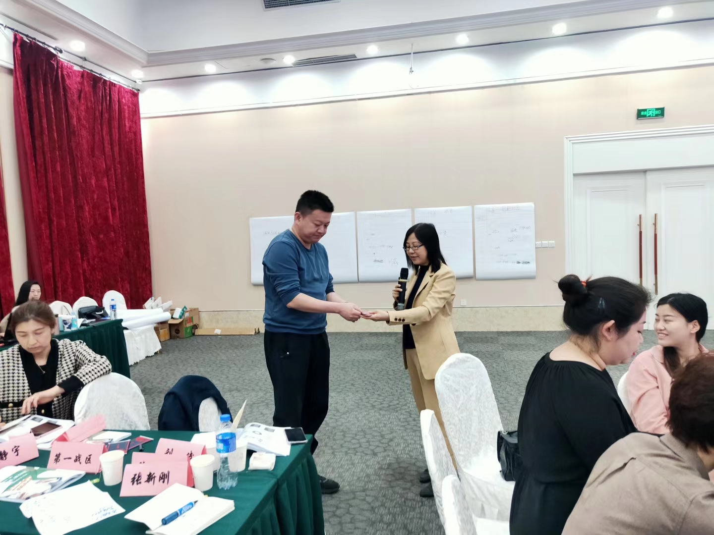  【李燕老师】3月31日圆满结束某保险公司《新规下的高价值寿险营销技巧》课程