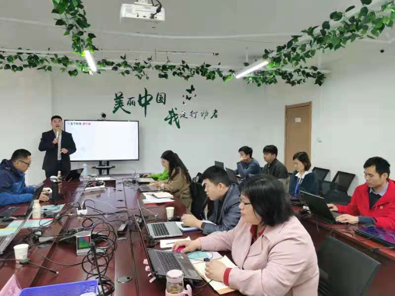 2021年4月13-15号，鲁洪涛老师为宏宇环境讲授《内训师技能提升》课程圆满结束！