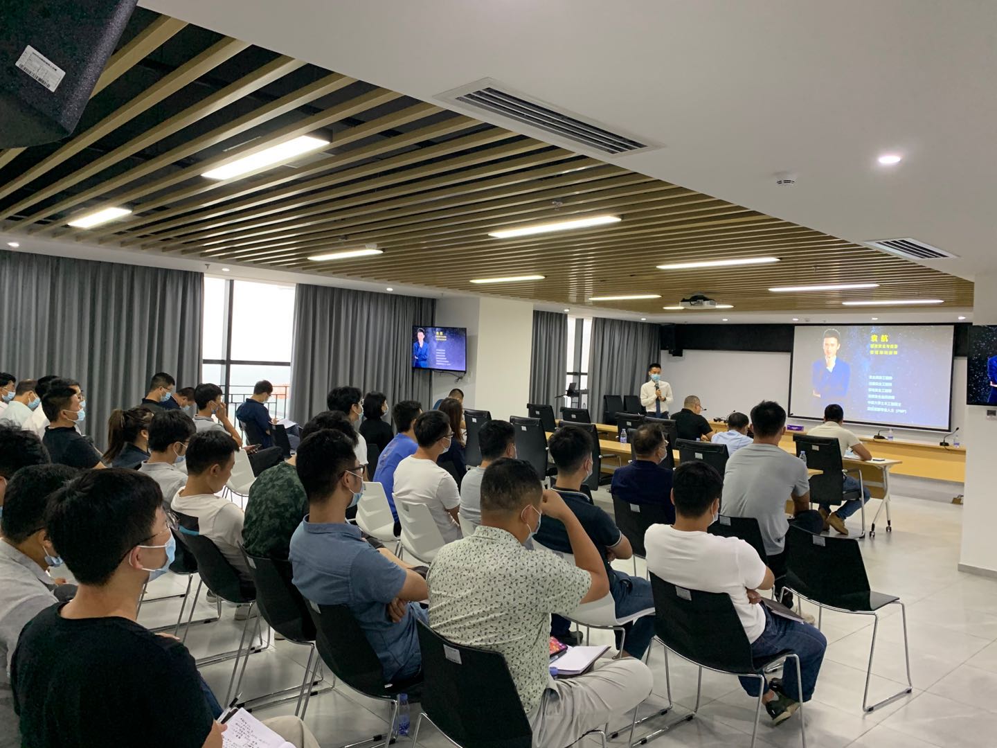袁航老师--2020年7月29日为深圳佳保讲授公开课《安全现场6S管理》