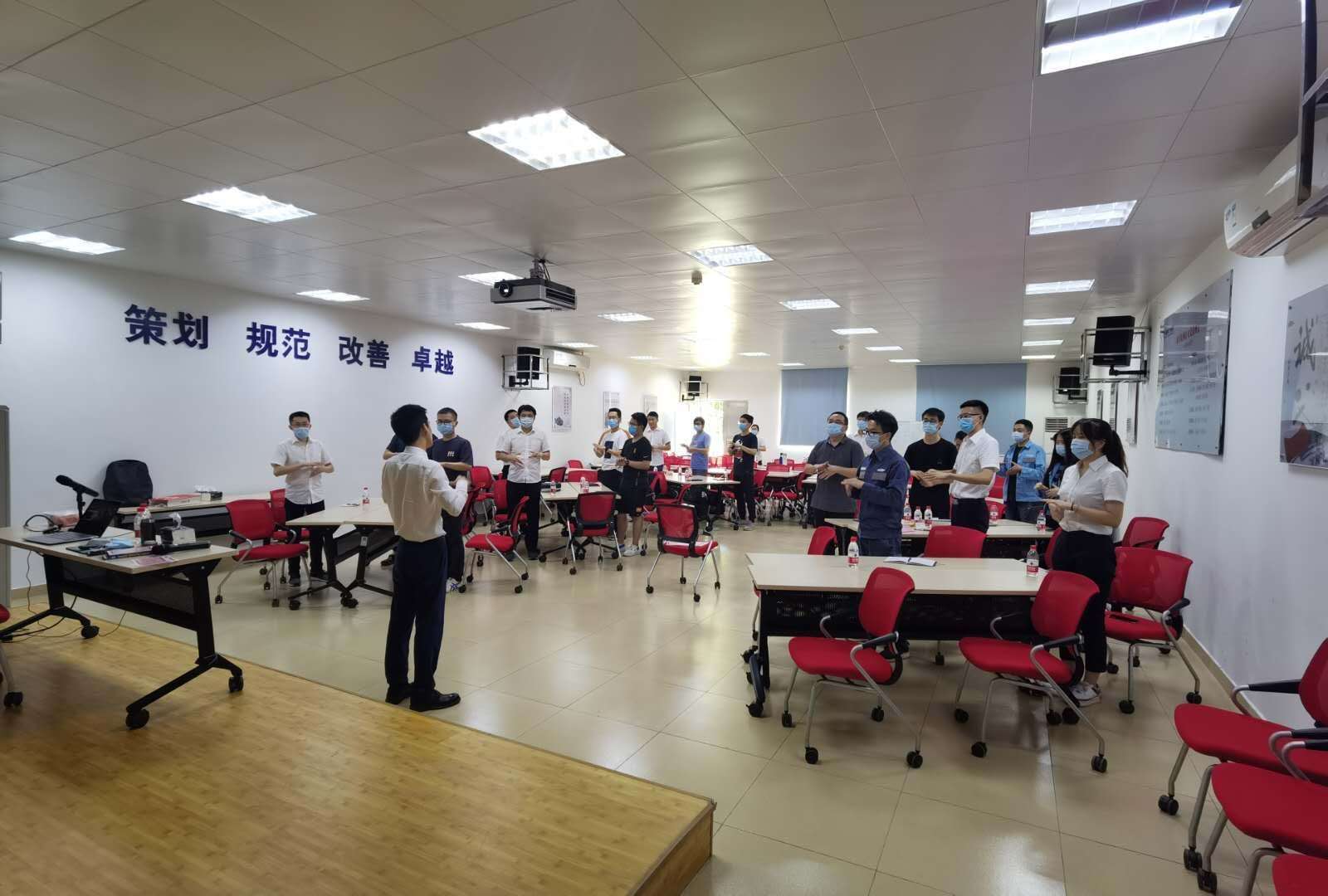 袁航老师--2020年8月27-28日日为深圳供电局讲授《安全生产管理知识》