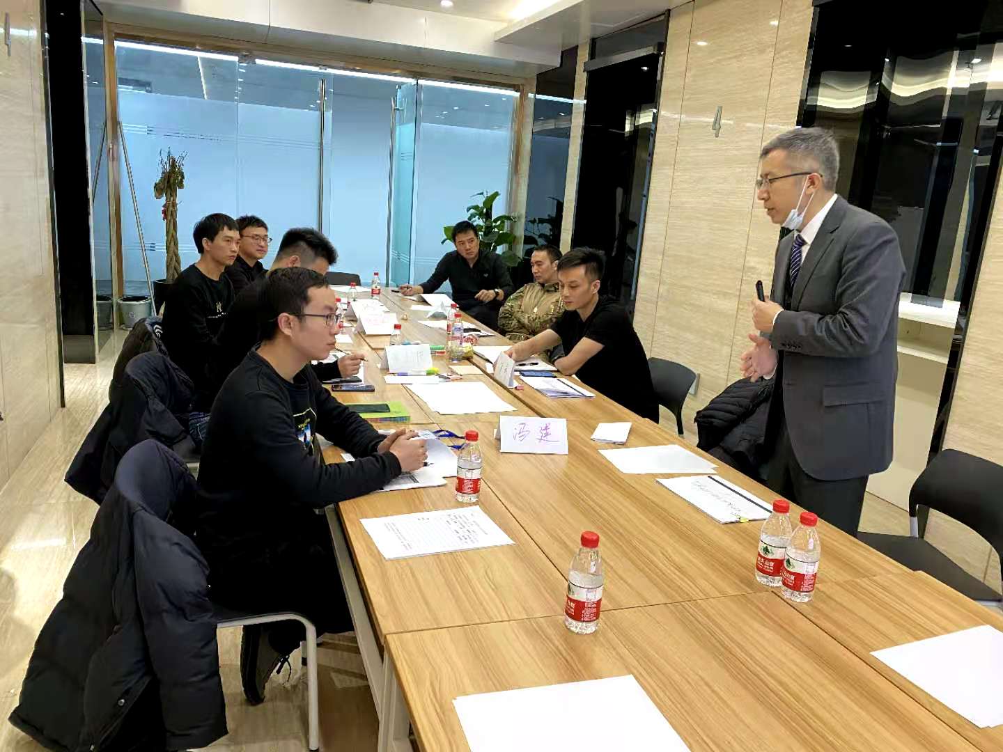 12-10号曹勇老师为辽宁某销售有限公司讲授《客户关系管理与营销技巧》