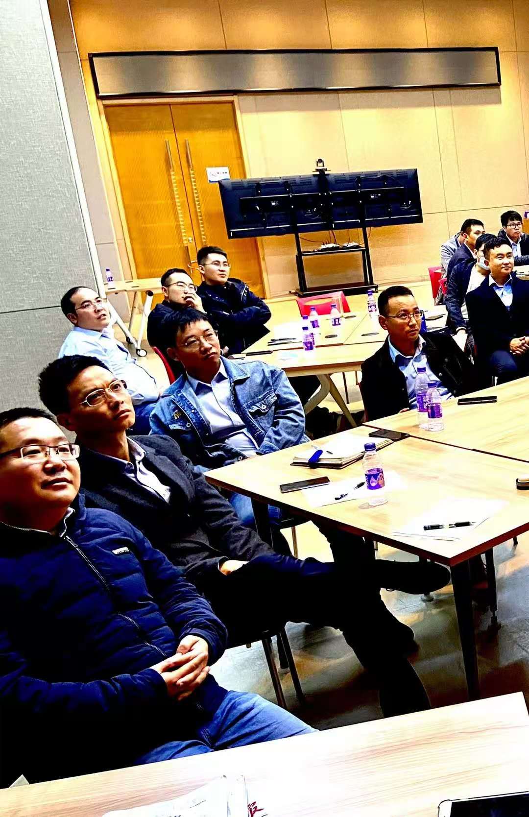 11月10日，廉发强老师为中国电子系统工程建设有限公司讲授《高效沟通与组织协调能力》圆满结束~