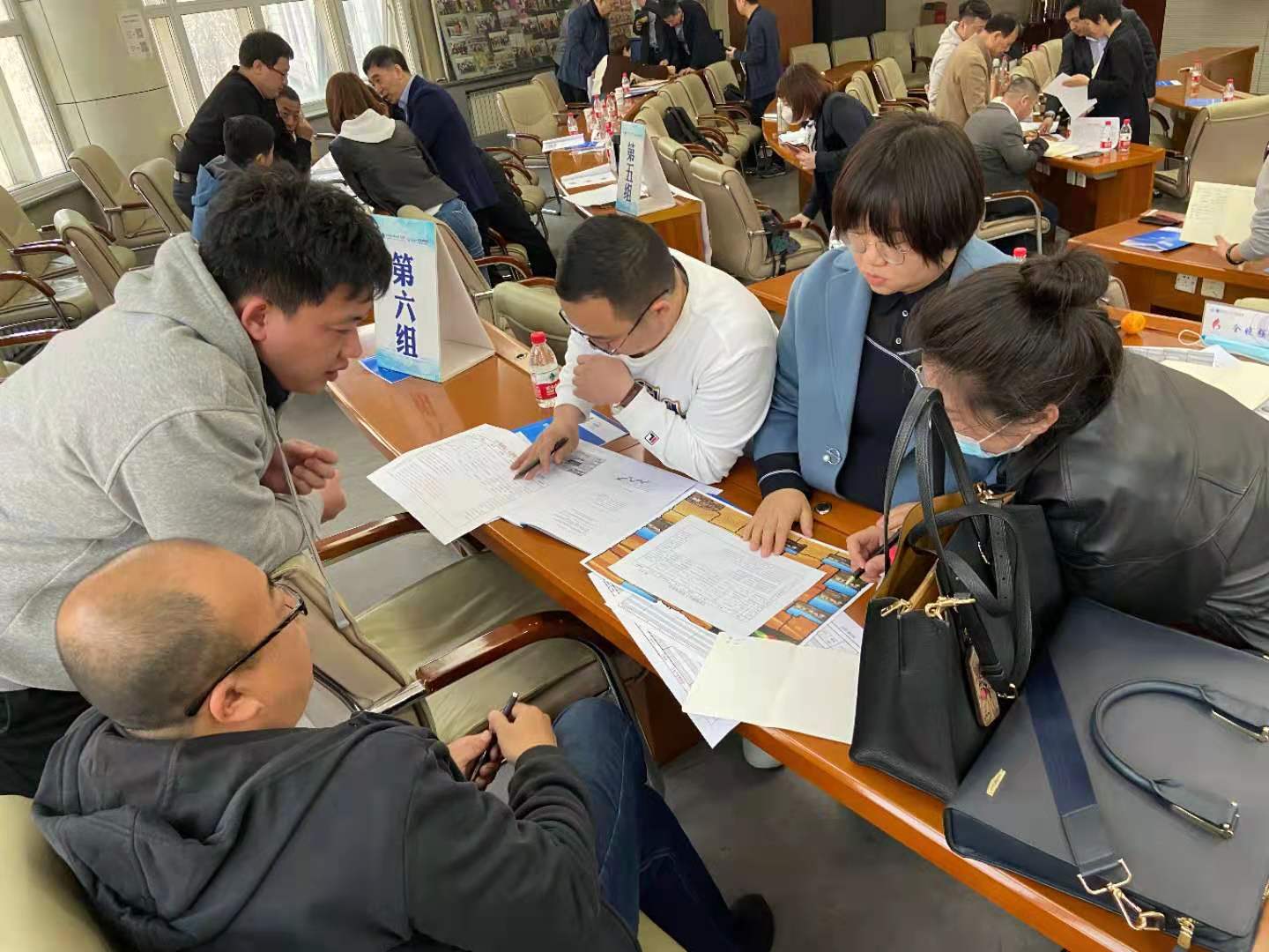 4月10~11日，【廉发强老师】为哈尔滨工业大学（EDP）中心讲授为期2天《管理决策沙盘》圆满结束！