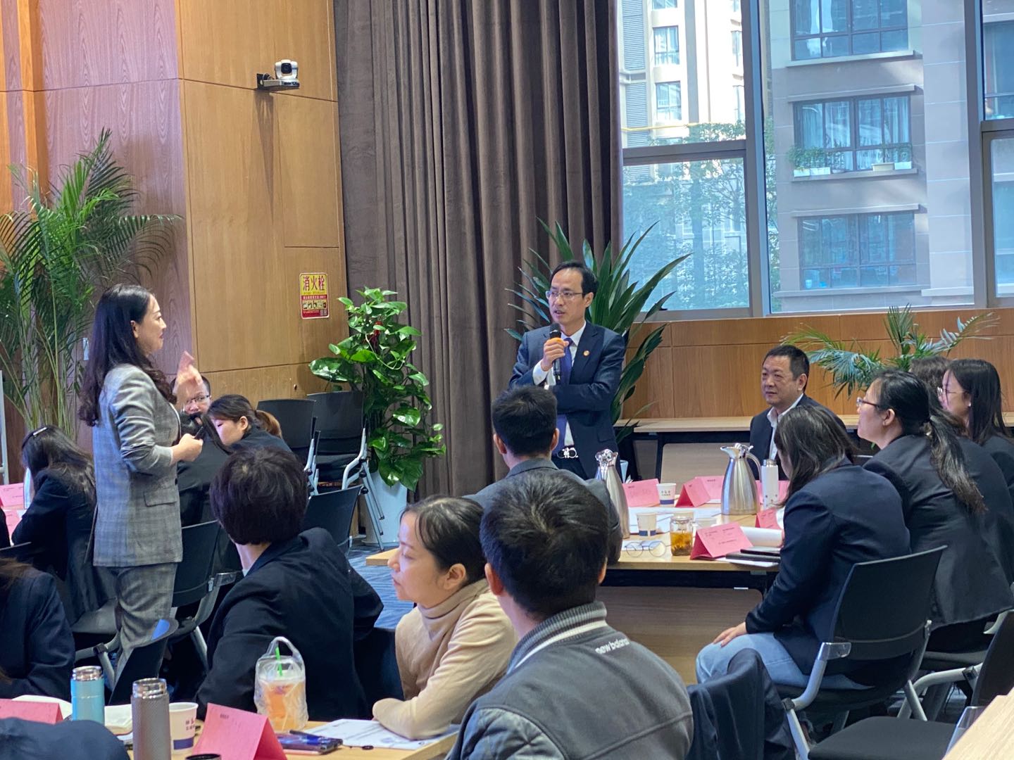 10月22日【人力资源专家李凤老师】给西安某公司讲授《人力资源管理实务》