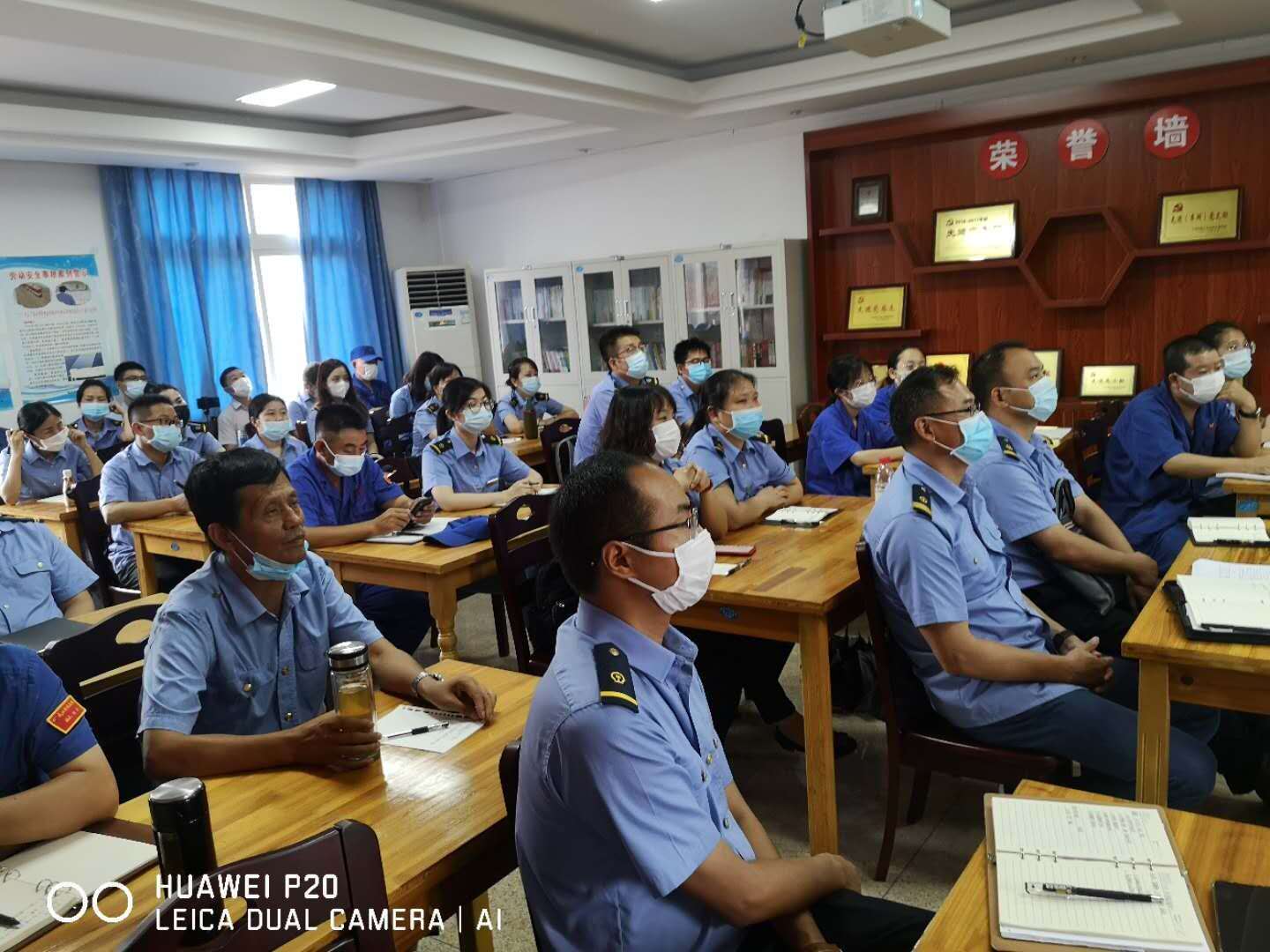 刘刚老师7月28号受邀为 武汉工业制造业公司讲授《精益生产管理》的课程圆满结束