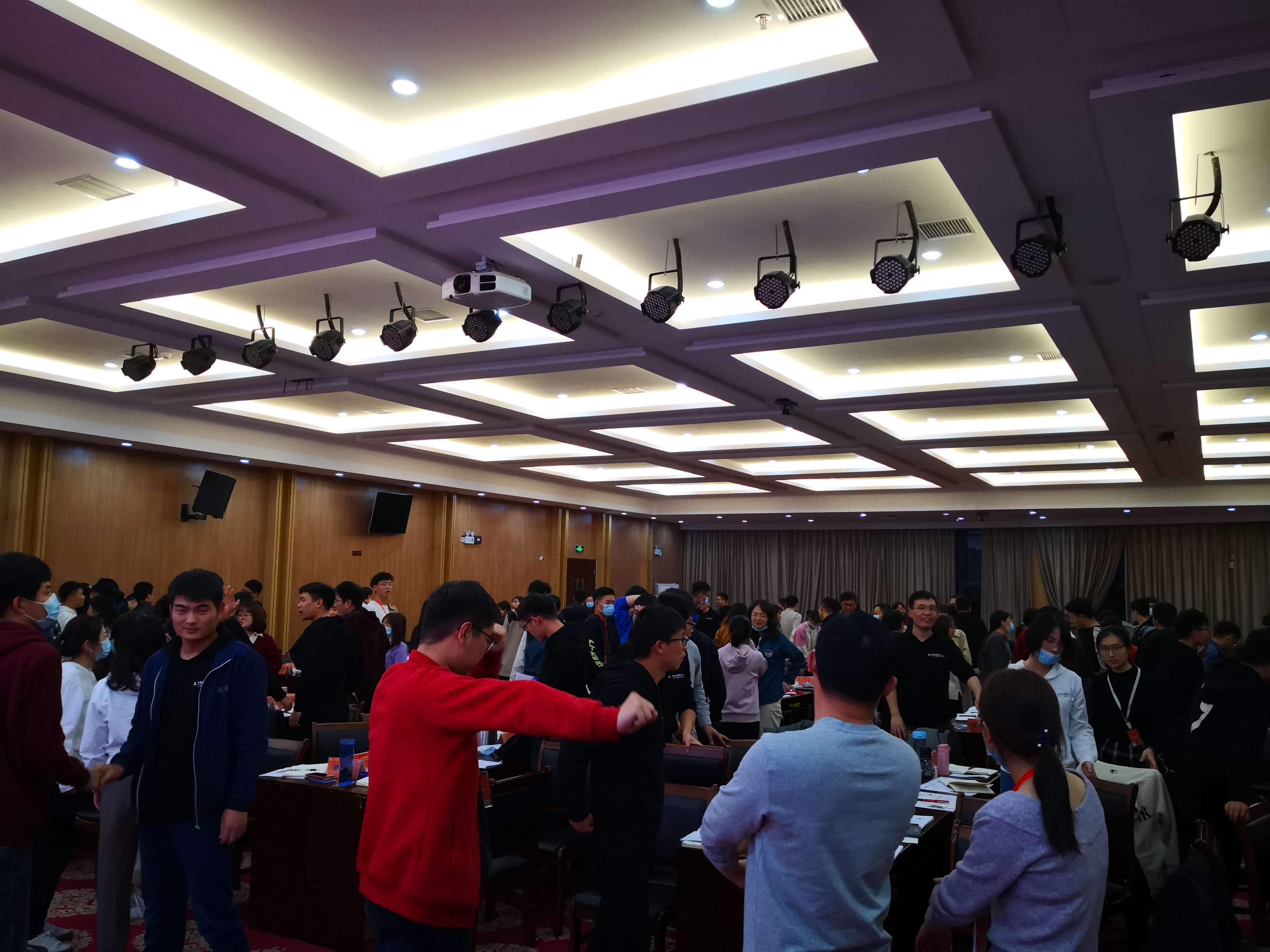 【姜雷老师】2020年11月13日为中国农业银行河南分行带来《沟通的方法技巧》培训，课程圆满结束。