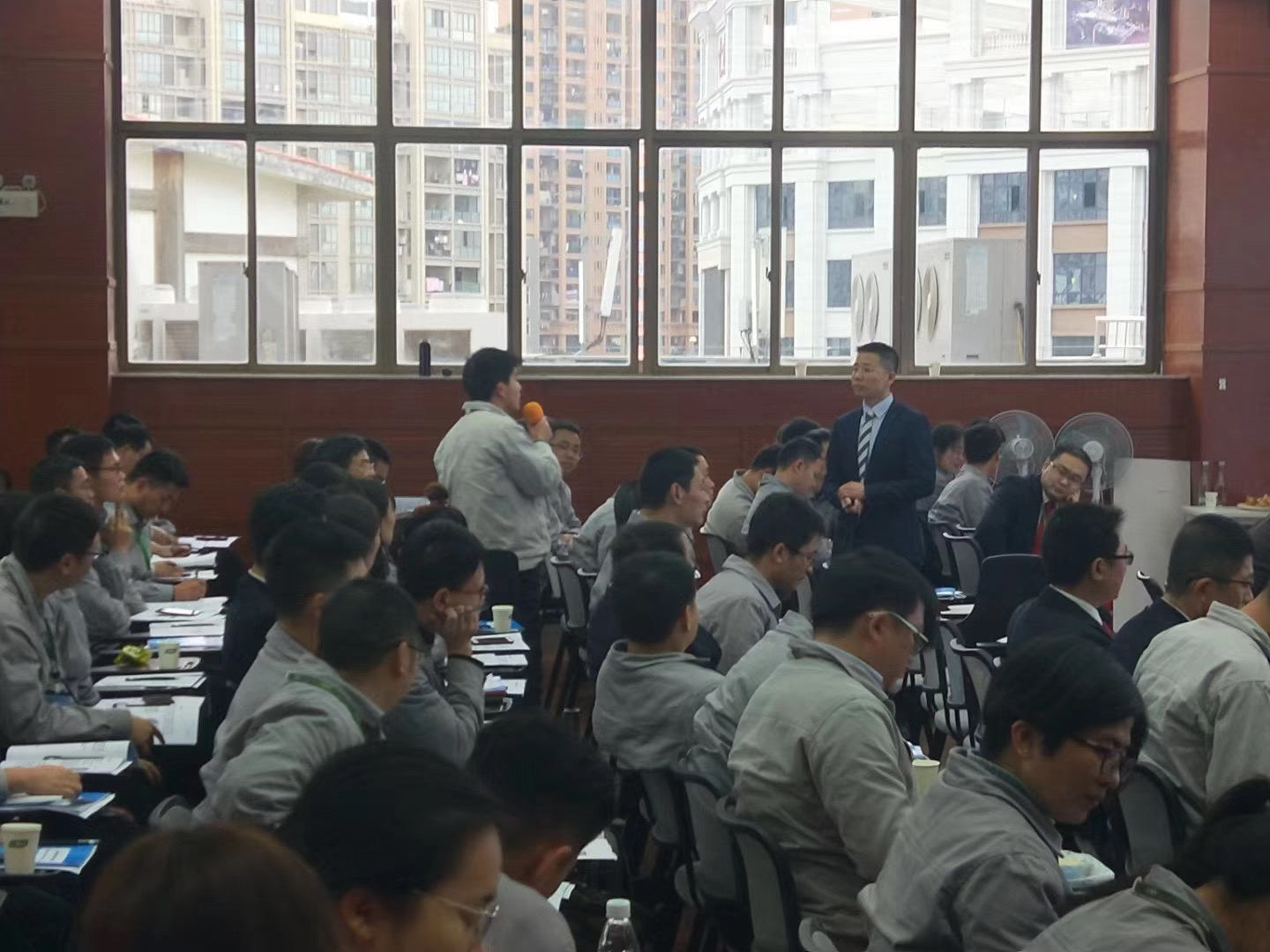 【王传庆老师】2月27日为福建三棵树涂料讲授《巅峰引路—LEAD领导力发展指南》课程圆满结束！