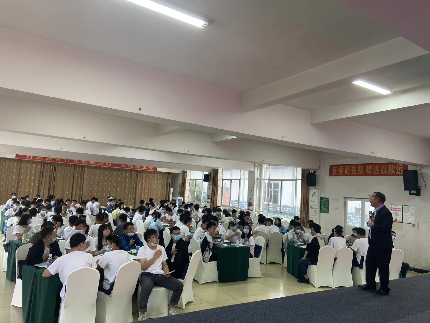 【吴东翰老师】7月25日受邀为昆明某旅游公司讲授《班组长综合能力提升》课程圆满结束