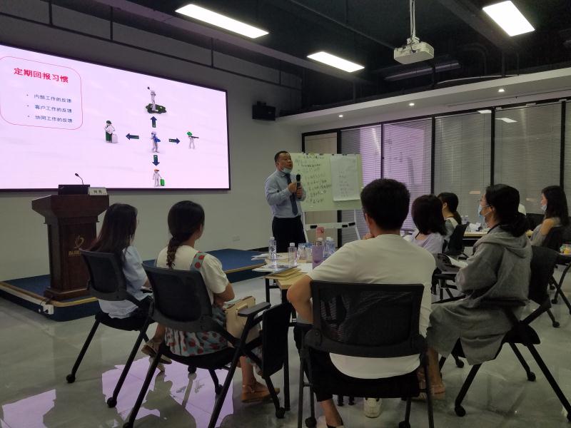 2020-08-07刘亮老师为某研究所讲授《客户视角的场景化产品销售能力提升训练》圆满结束
