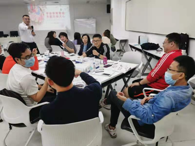 2020年10月23日，刘亮老师为深圳供电局讲授《大客户关系突破场景化训练》课程圆满结束！