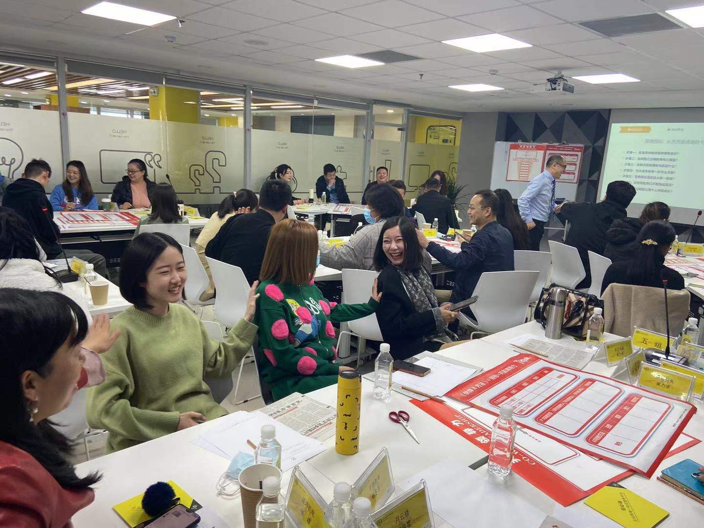 【张诚忠老师】 3月13日，给50名创业者带来《共赢领导力-激活团队挑战的12个工具》公开课圆满完成