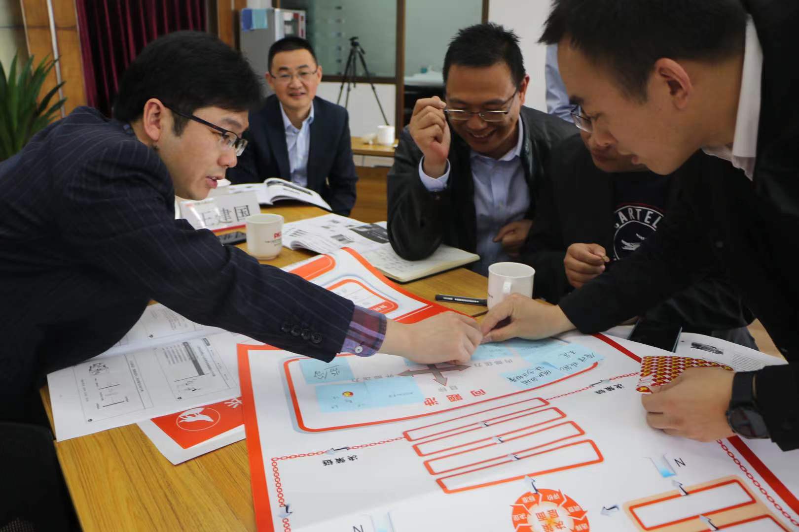 【张诚忠老师】 4月10～11日，受某机构邀请给某保险公司带来《从优秀到卓越管理能力训练》圆满结束