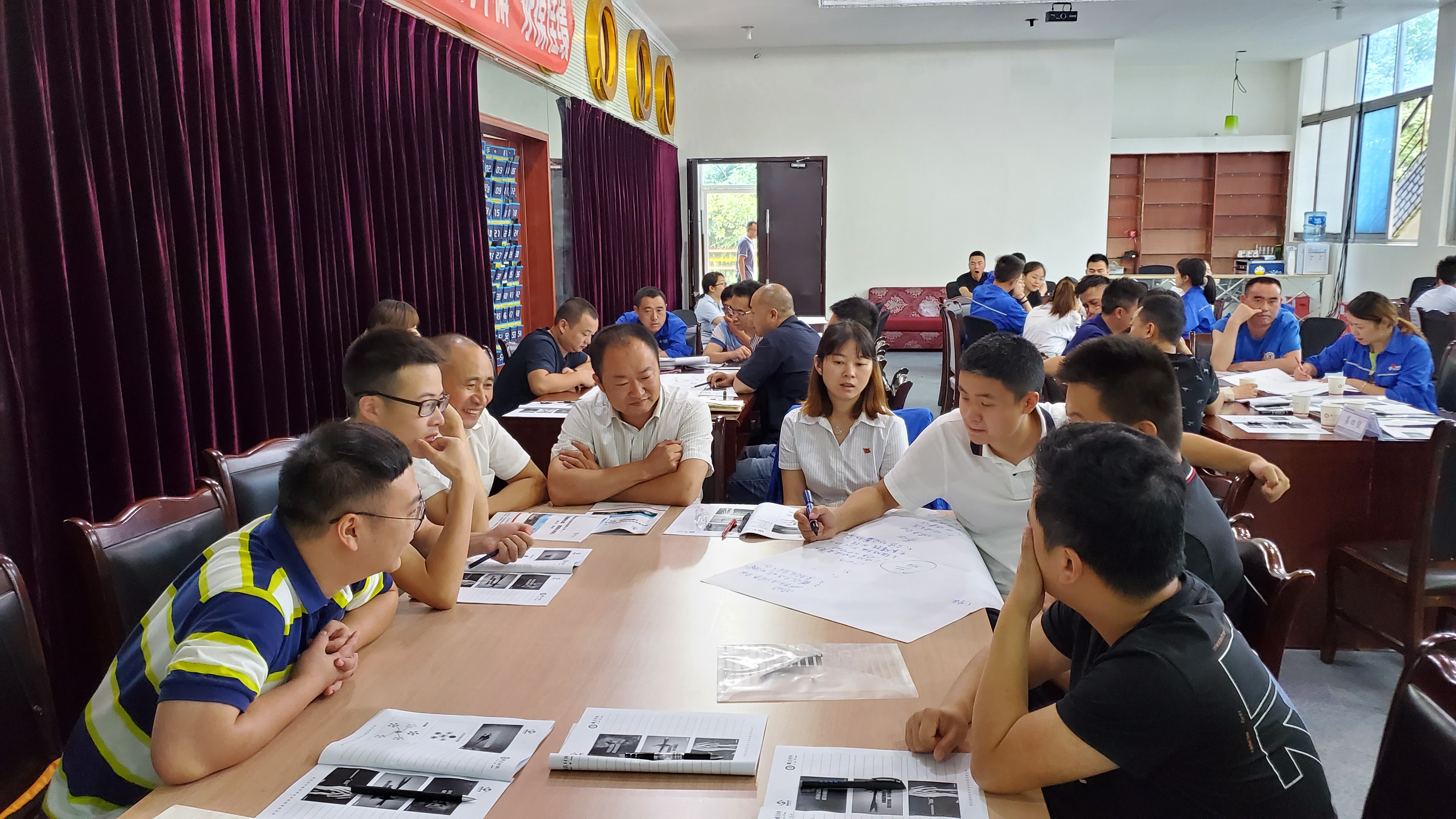 梁辉老师7月21号为四川银河化学公司讲授《潜能激发——巅峰心态》课程，圆满结束！