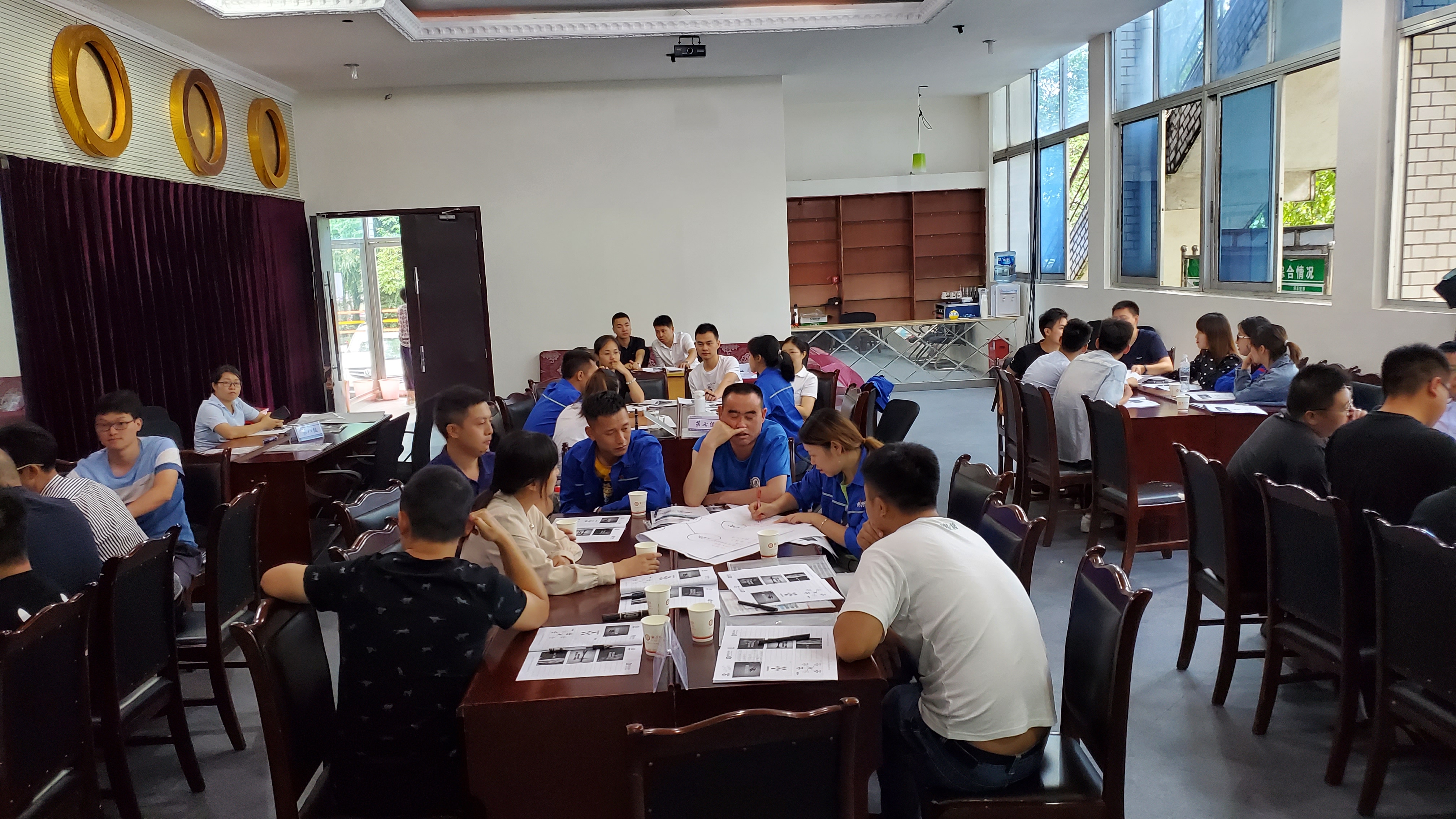 梁辉老师7月21号为四川银河化学公司讲授《潜能激发——巅峰心态》课程，圆满结束！
