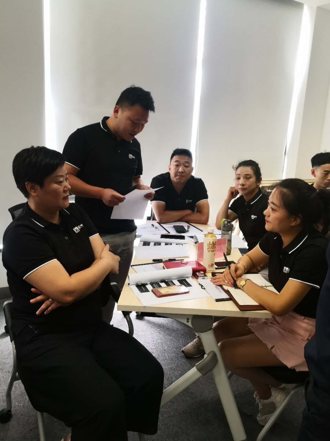 梁辉老师7月24号为上海蒙牛乳业讲授《狼性营销之销售流程管控六步战法》课程，圆满结束！