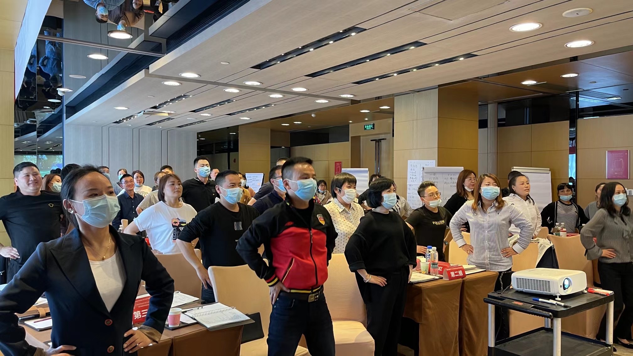 梁辉老师3月25号为广州好丽友公司讲授《双赢谈判实战兵法》课程，圆满结束！