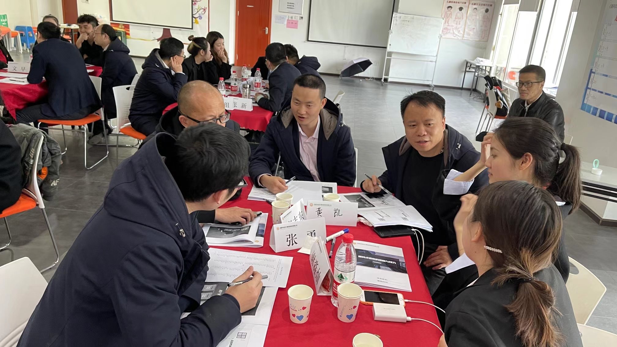  梁辉老师3月26-27号为成都金控小额贷款公司讲授《顾问式销售策略与技巧》课程，圆满结束！