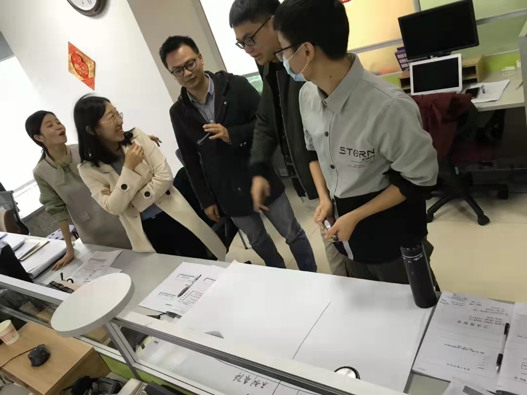 陈西君老师12月是7日给深圳某科技公司中高层管理者讲授《问题分析与解决》两天培训圆满结束！