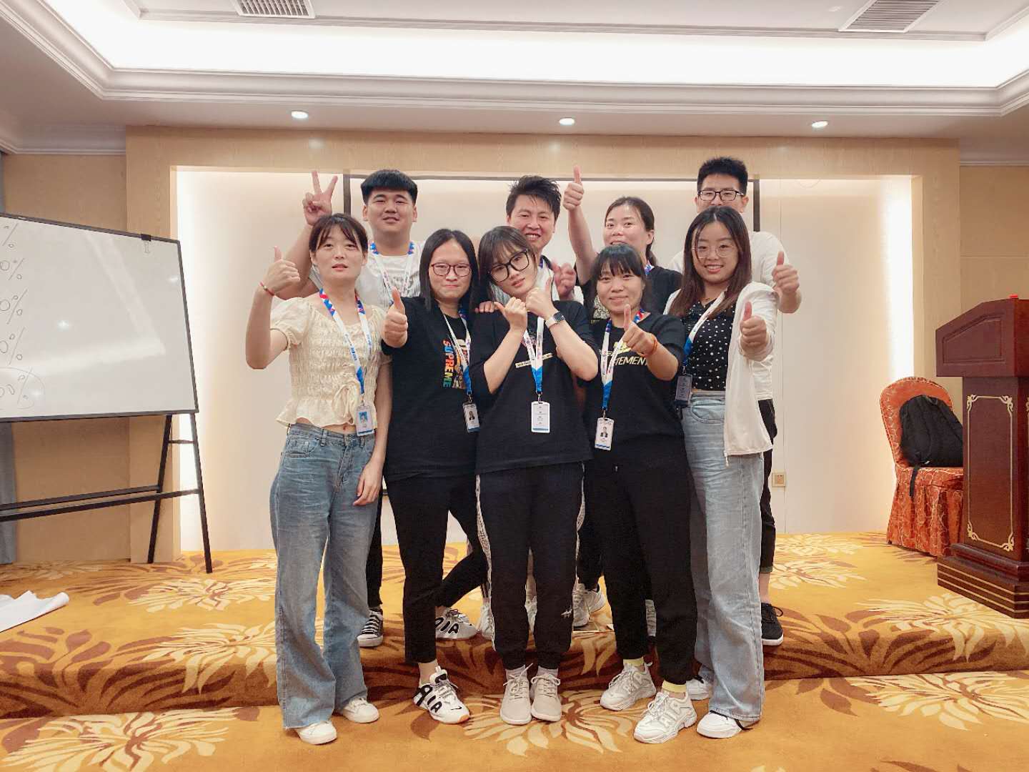 8月4-6号纪鉴老师给 山东卓企网络传媒有限公司讲授课《团队魂—卓越团队素质重塑特训营》