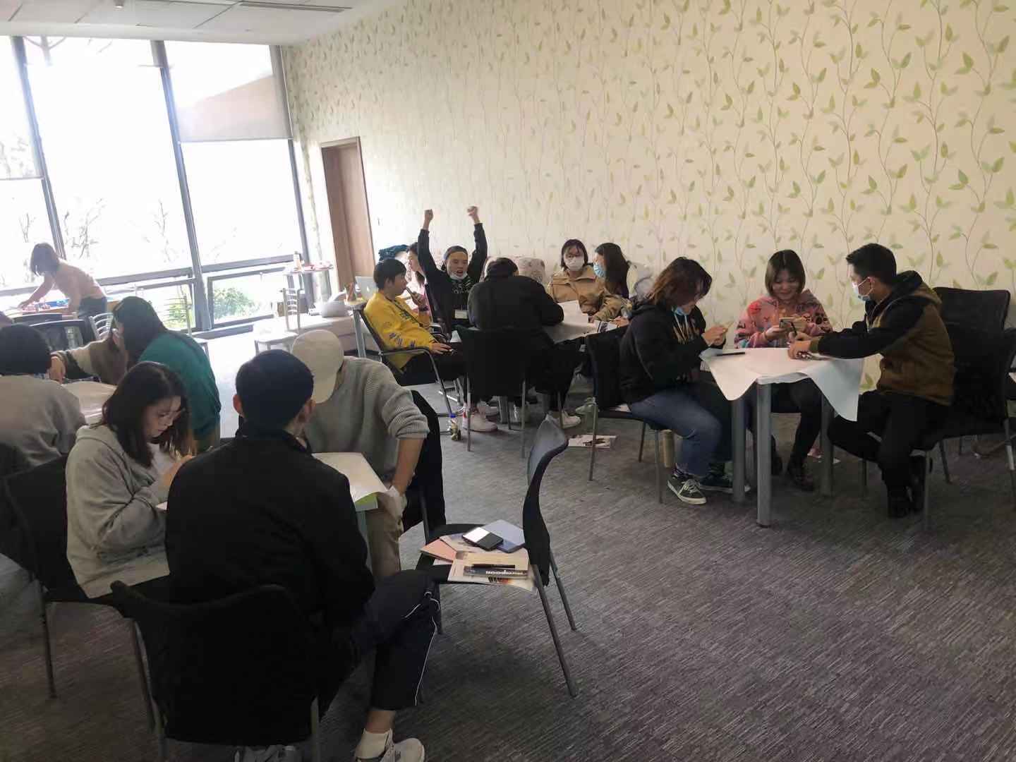 王晓珑老师11月17日—18日在南京为某企业授课《新闻写作与宣传培训》