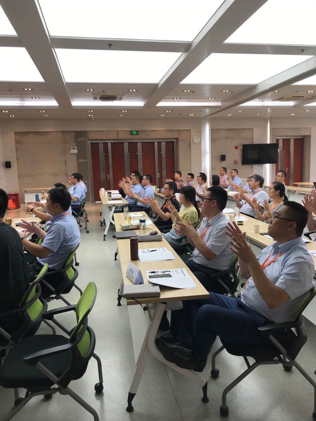 杨子老师8月14号为 阳光电源股份有限公司讲授《国学智慧与企业治理》