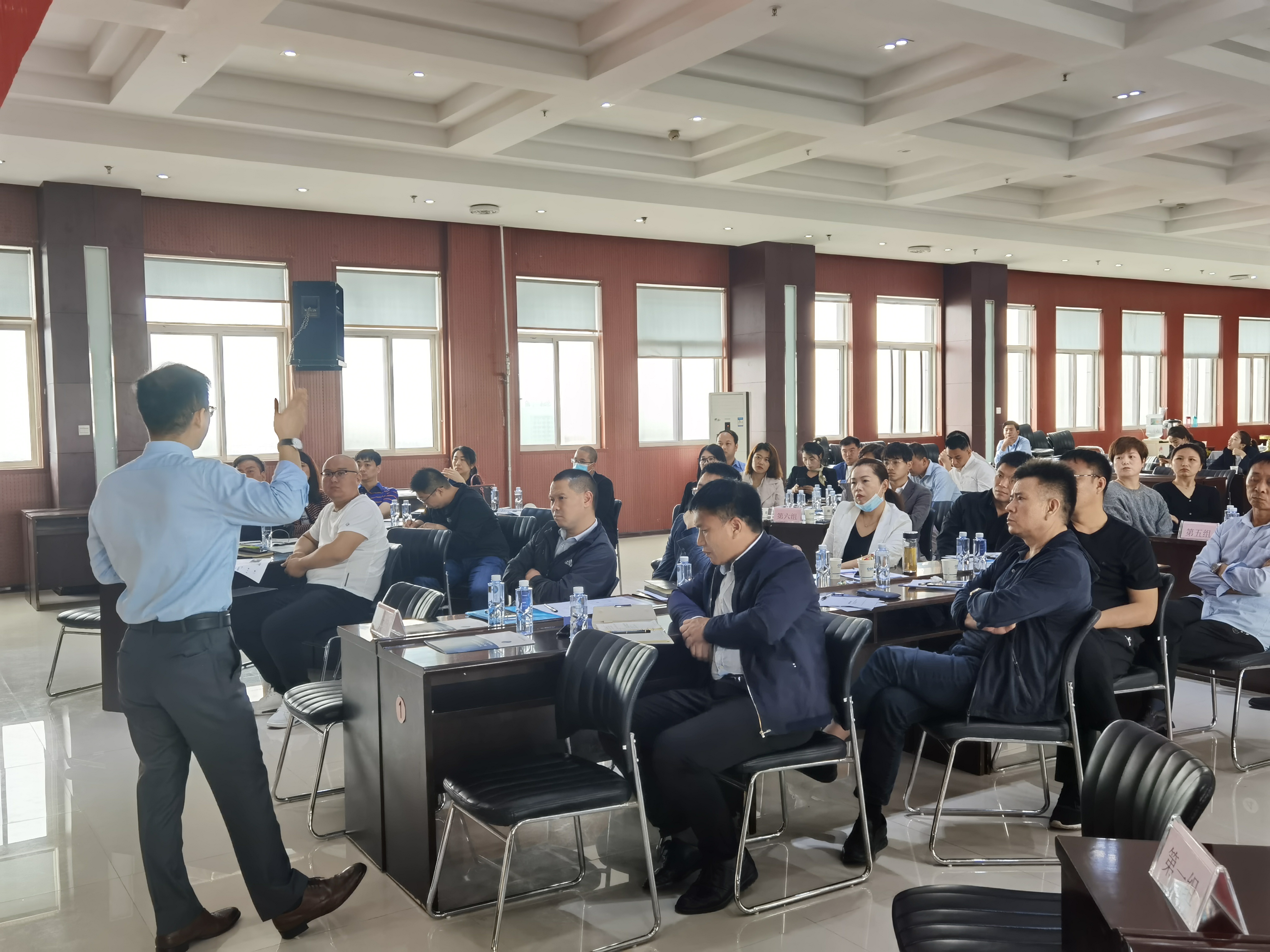 【刘影老师】5月16日受邀给某高端总裁班讲授《"奇思妙用"—销售全