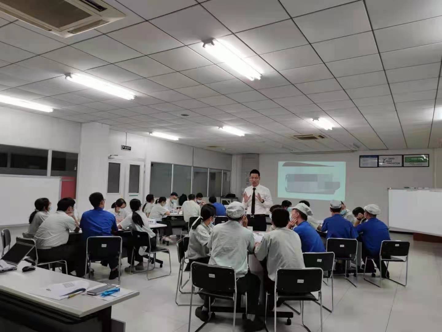 【贺玉亮老师】 7月2-3日，来江门市给某家电行业管理层带来《问题分析与解决》一课一圆满结束