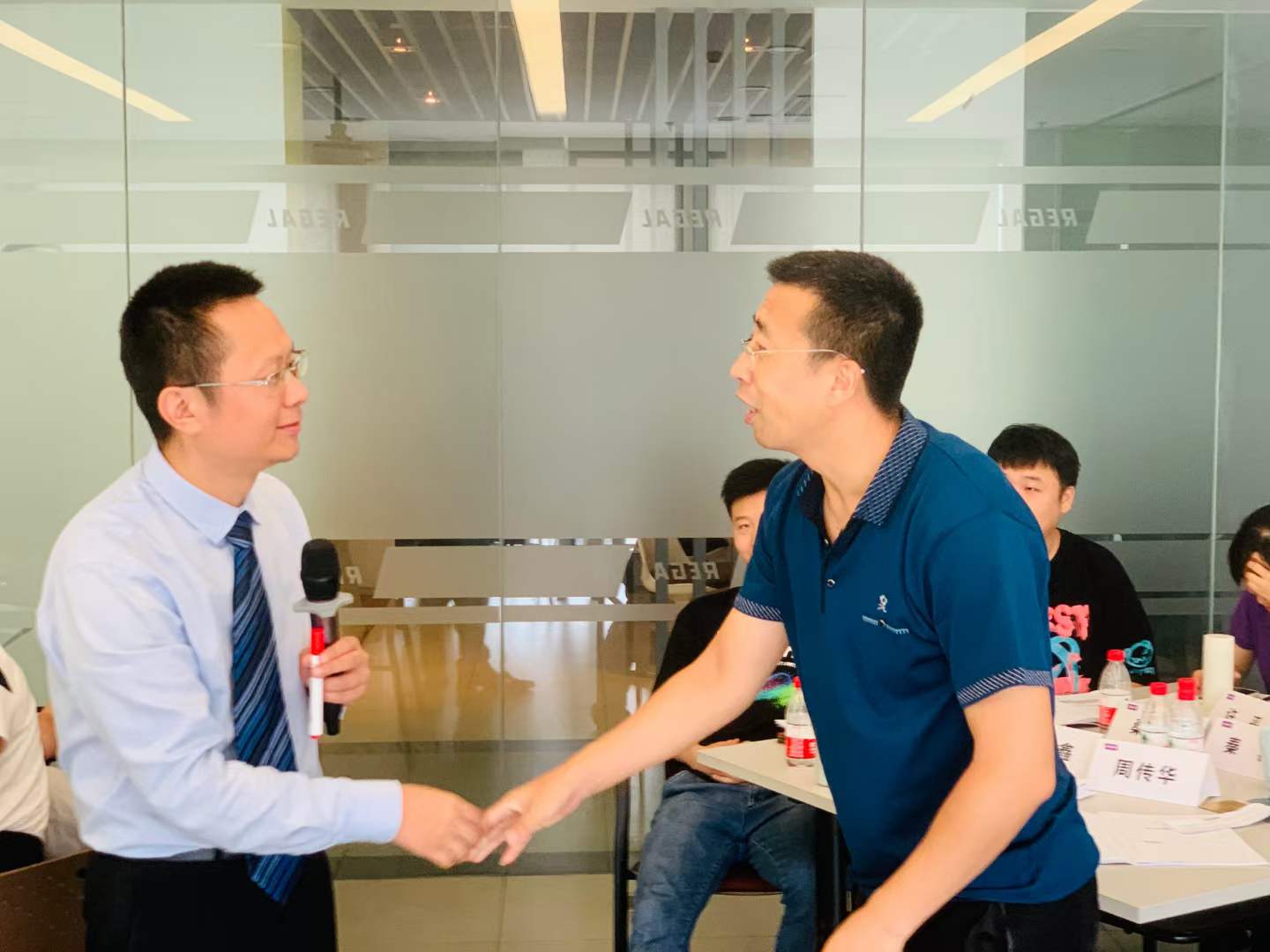 7月3日刘志翔老师给某电器公司授课《问题分析与解决》顺利结束，完美交付！！！