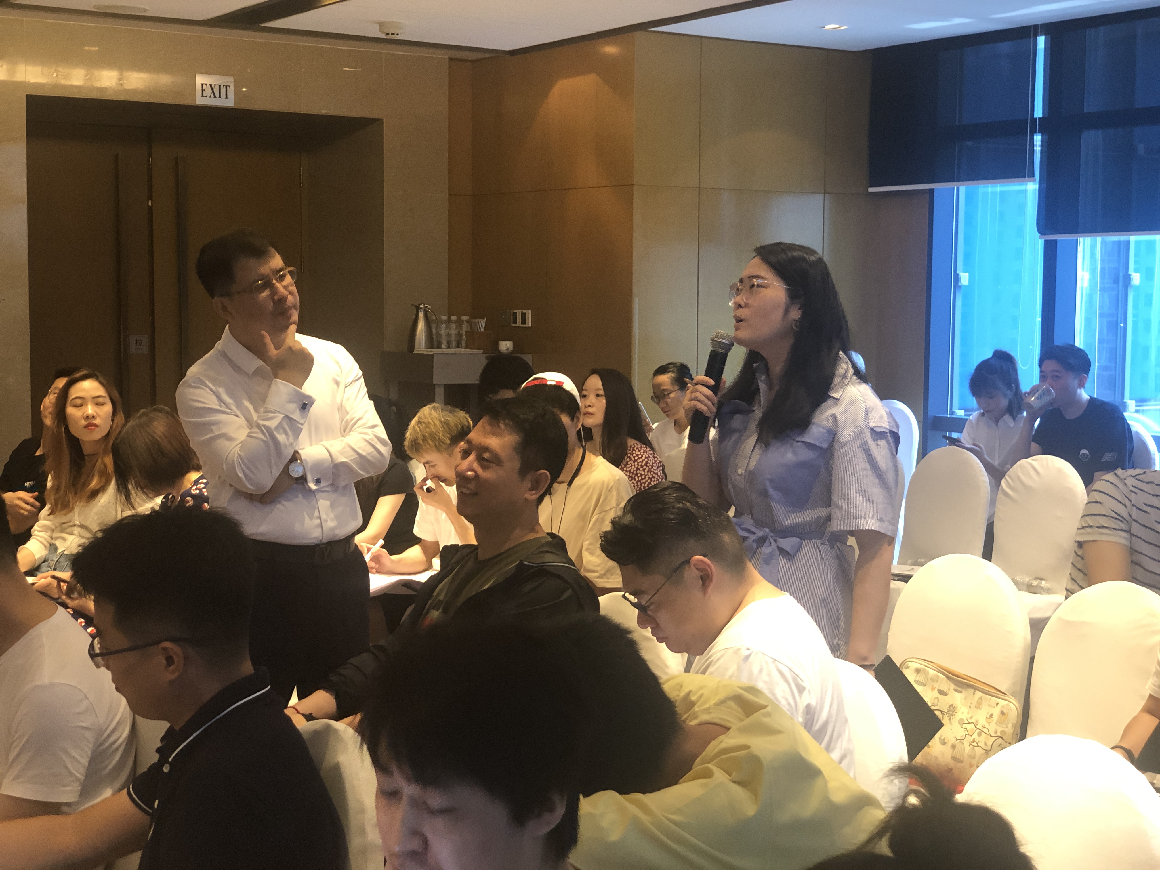 黄武林老师7月9日在上海新媒体公司讲授《 向华为学组织发展与管理》课程圆满结束！