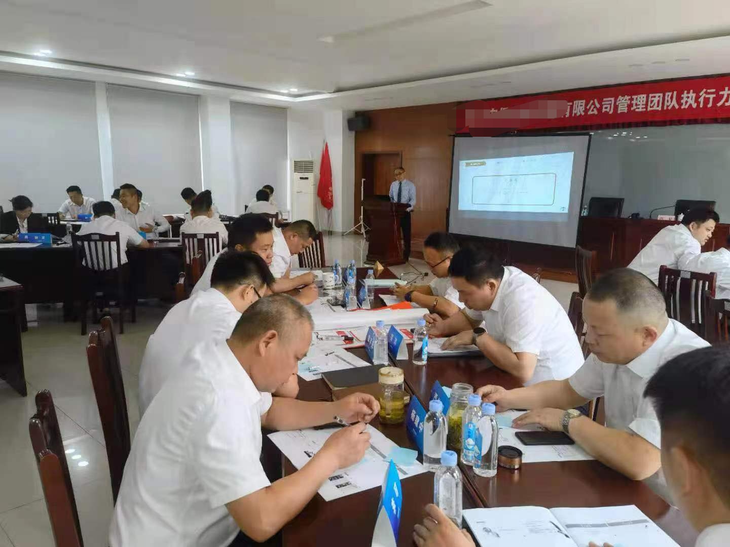 【张诚忠老师】 6月30日，给某事业单位中层带来精彩《共赢执行力》一课圆满交付