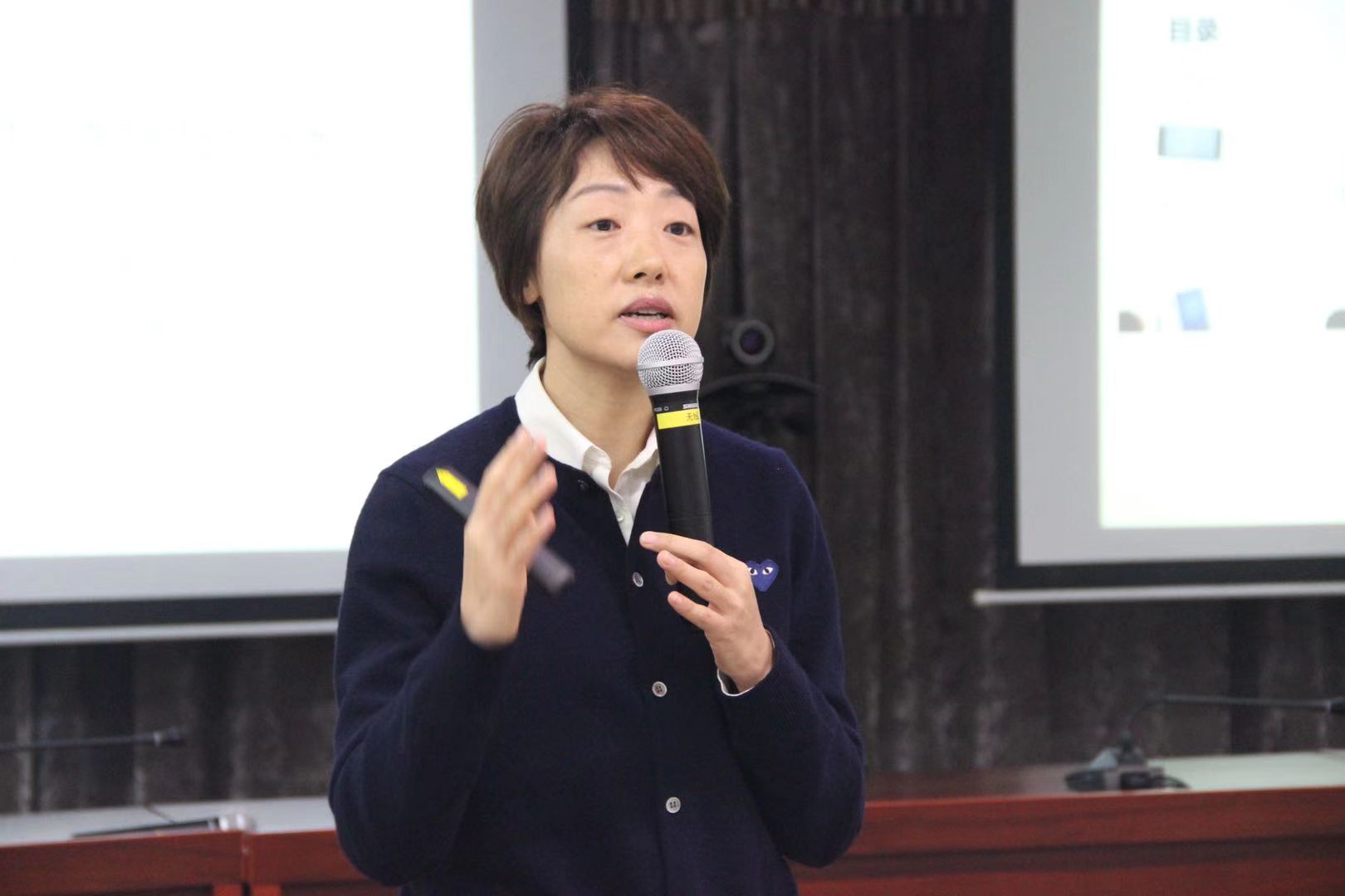 11月22日,张丹老师为中信银行股份有限公司无锡分行学员讲授《财务