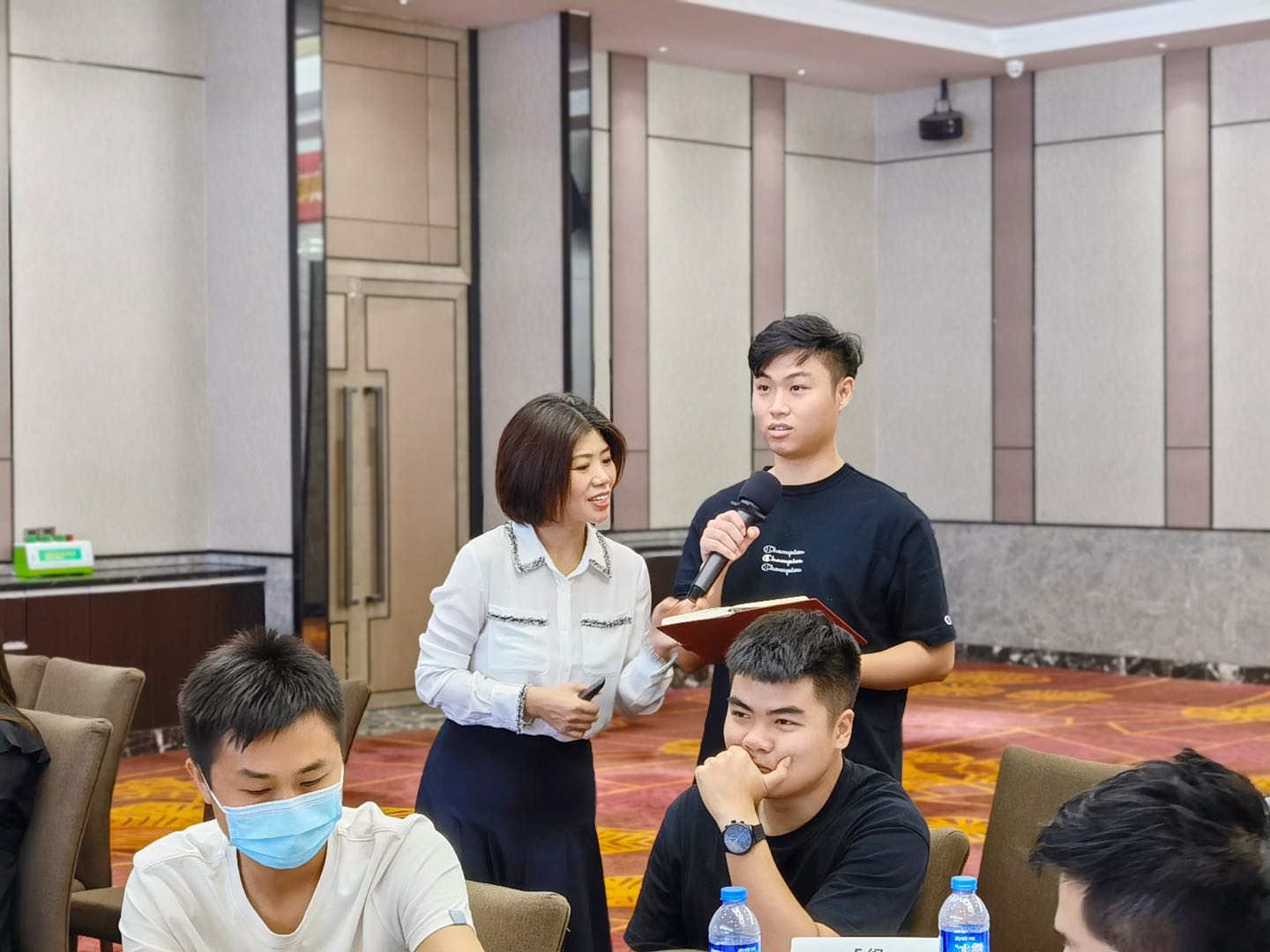 2021年8月14日，严红艳老师于中山为LED讲授《四步走出职场焦虑：情绪与压力管理》课程顺利结束